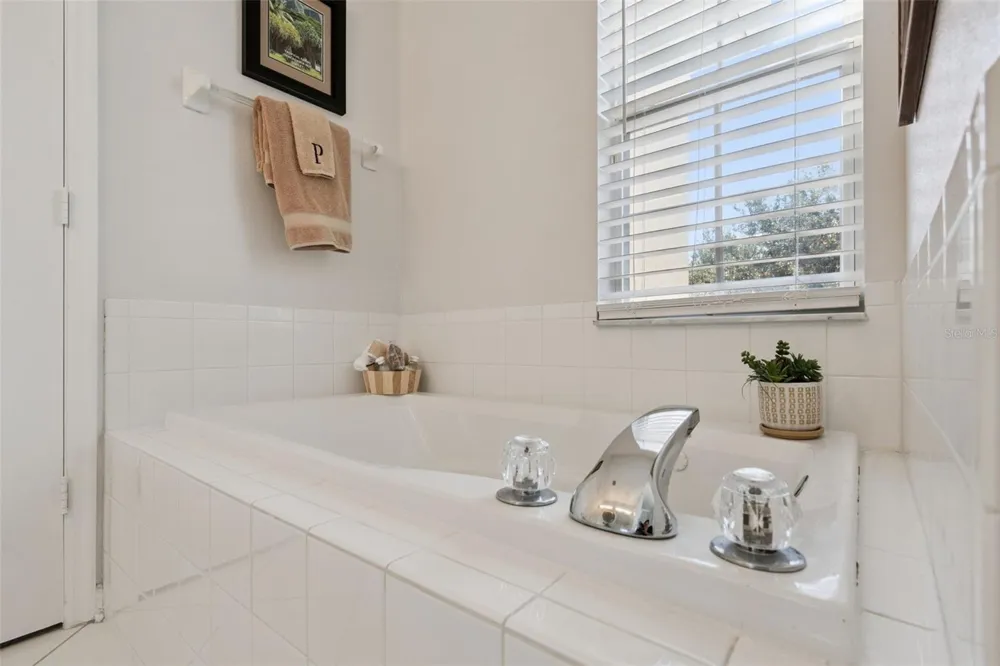 9734 CYPRESS PINE STREET Orlando, FL 32827