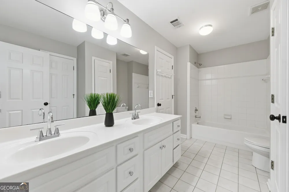 2570 Wood Creek CT Dacula, GA 30019