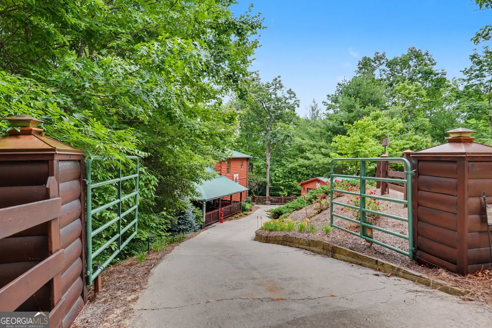 87 Greenberry TRL Blairsville, GA 30512