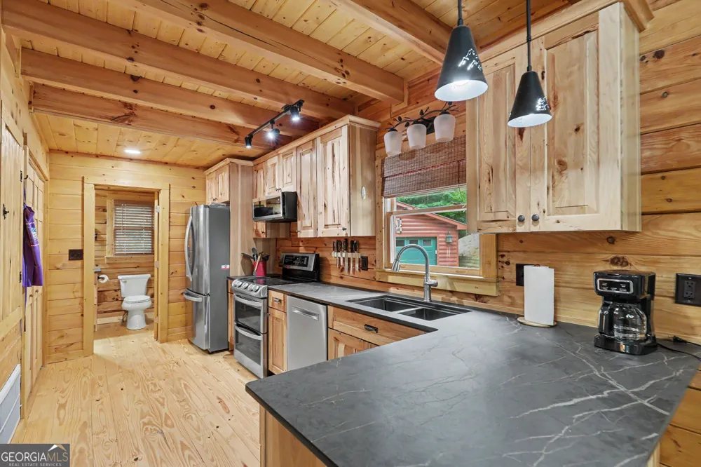 87 Greenberry TRL Blairsville, GA 30512