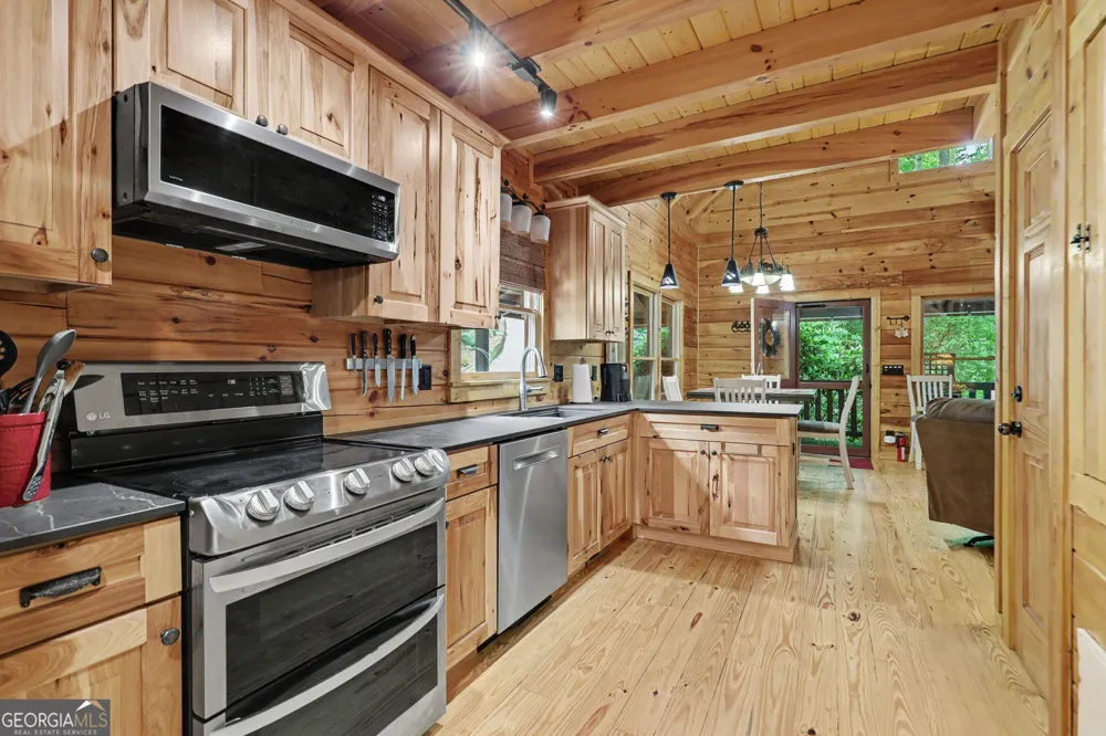 87 Greenberry TRL Blairsville, GA 30512
