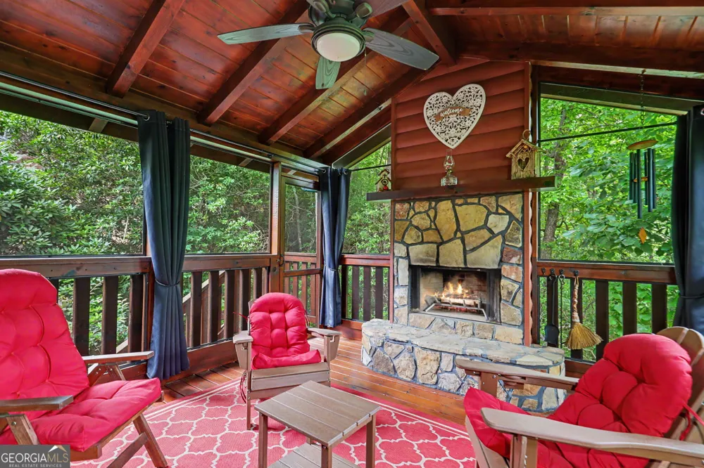 87 Greenberry TRL Blairsville, GA 30512