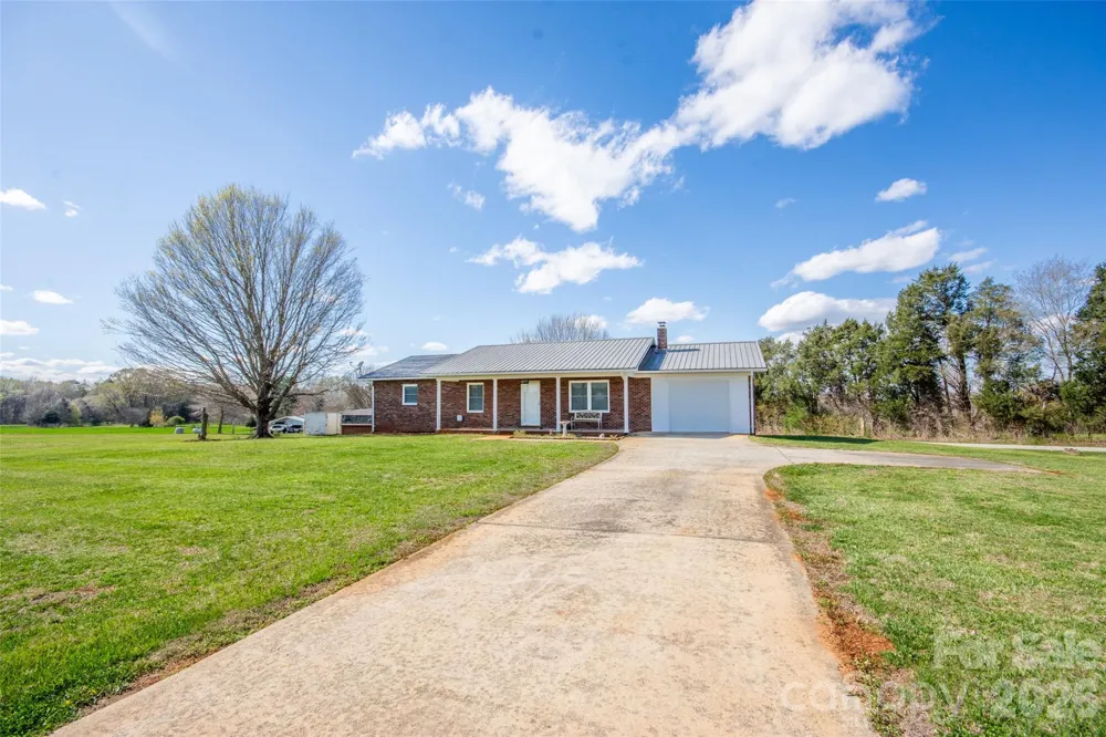 2890 Hobson Road Cleveland, NC 27013