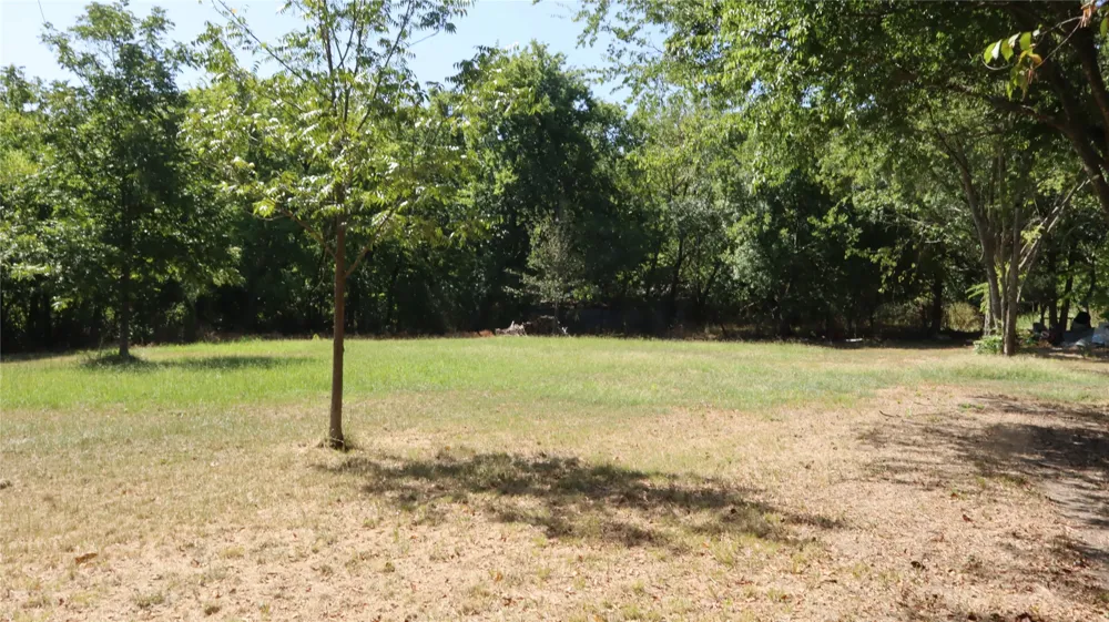 1050 E Dallas Avenue Cooper, TX 75432