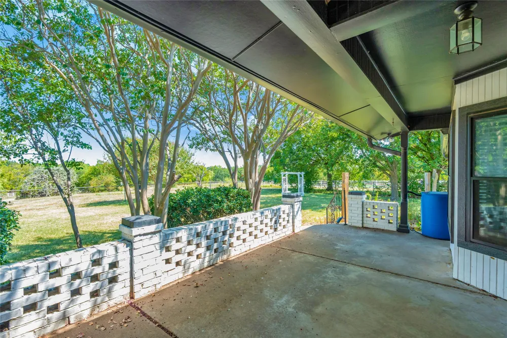 3007 County Road 805b Cleburne, TX 76031
