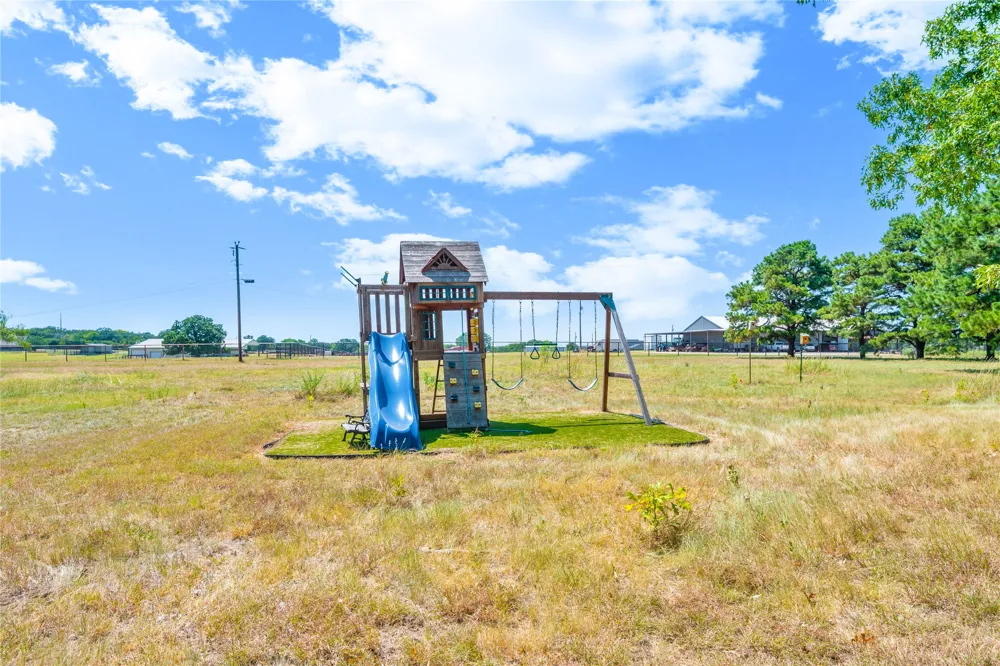 3007 County Road 805b Cleburne, TX 76031
