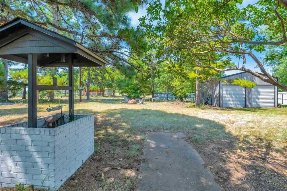 3007 County Road 805b Cleburne, TX 76031