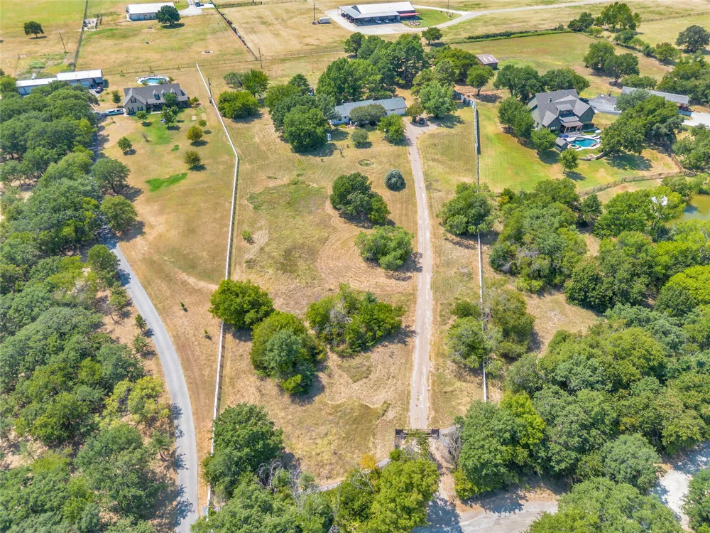 3007 County Road 805b Cleburne, TX 76031