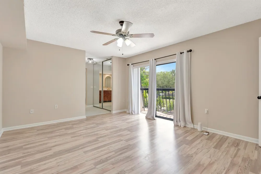207 2nd Terrace Palm Beach Gardens, FL 33418