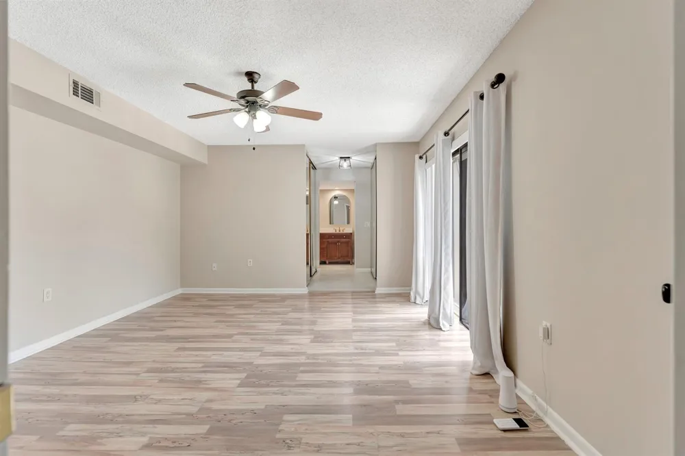 207 2nd Terrace Palm Beach Gardens, FL 33418
