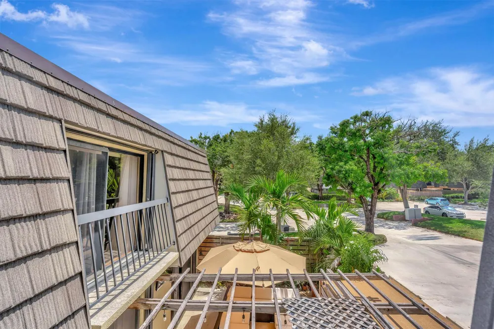 207 2nd Terrace Palm Beach Gardens, FL 33418