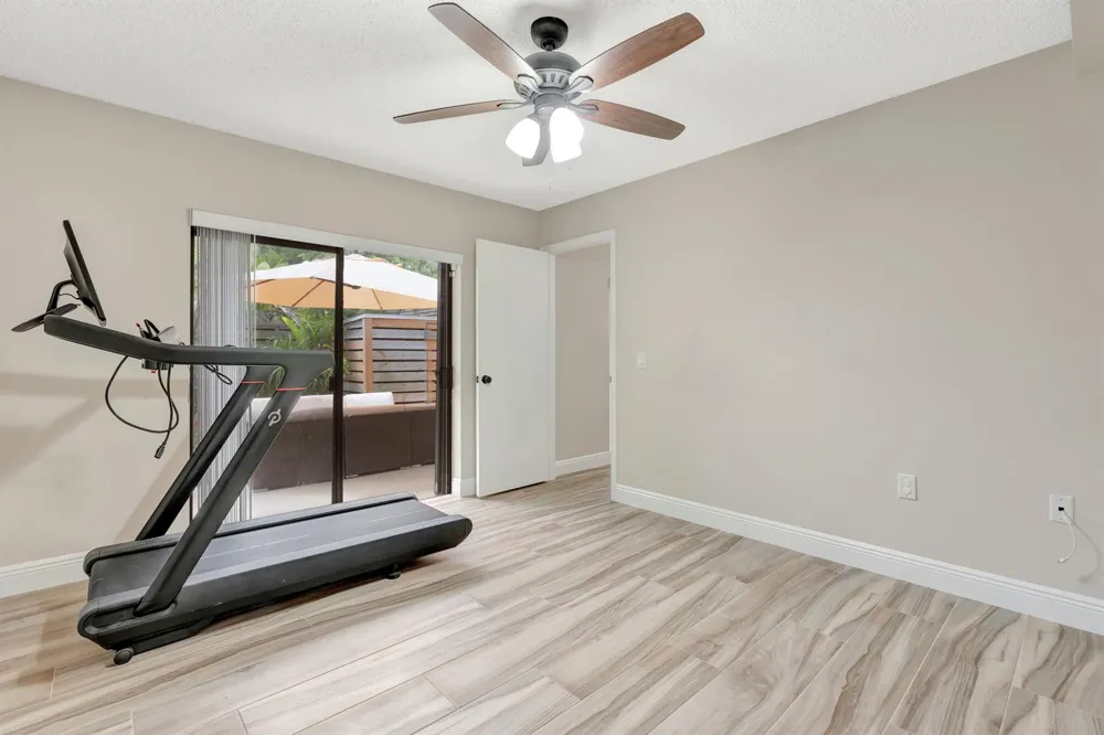 207 2nd Terrace Palm Beach Gardens, FL 33418