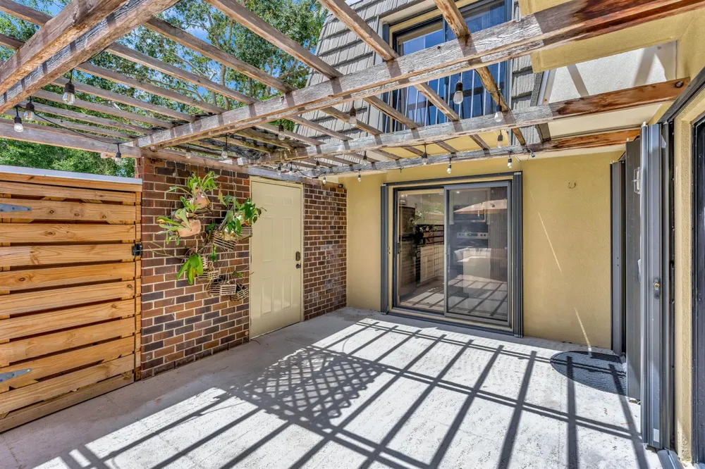 207 2nd Terrace Palm Beach Gardens, FL 33418