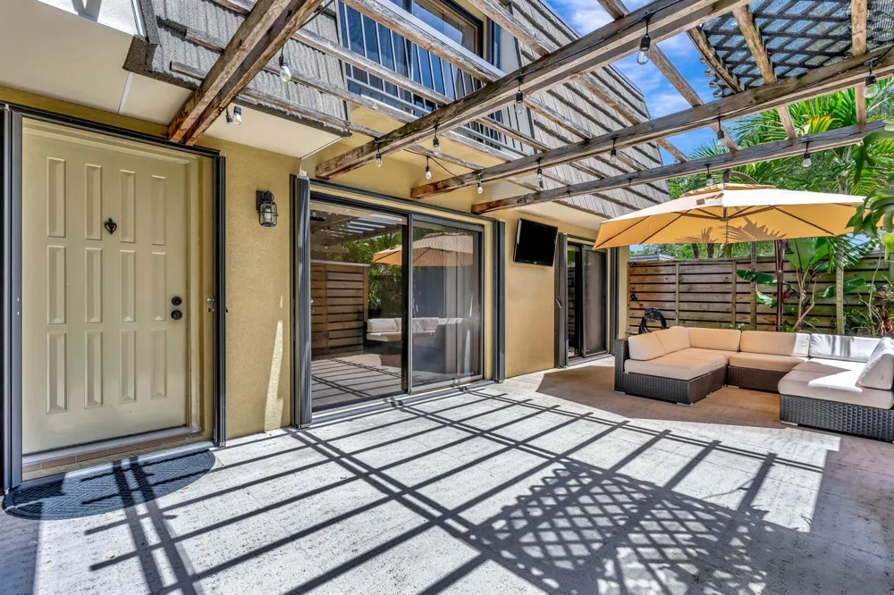 207 2nd Terrace Palm Beach Gardens, FL 33418