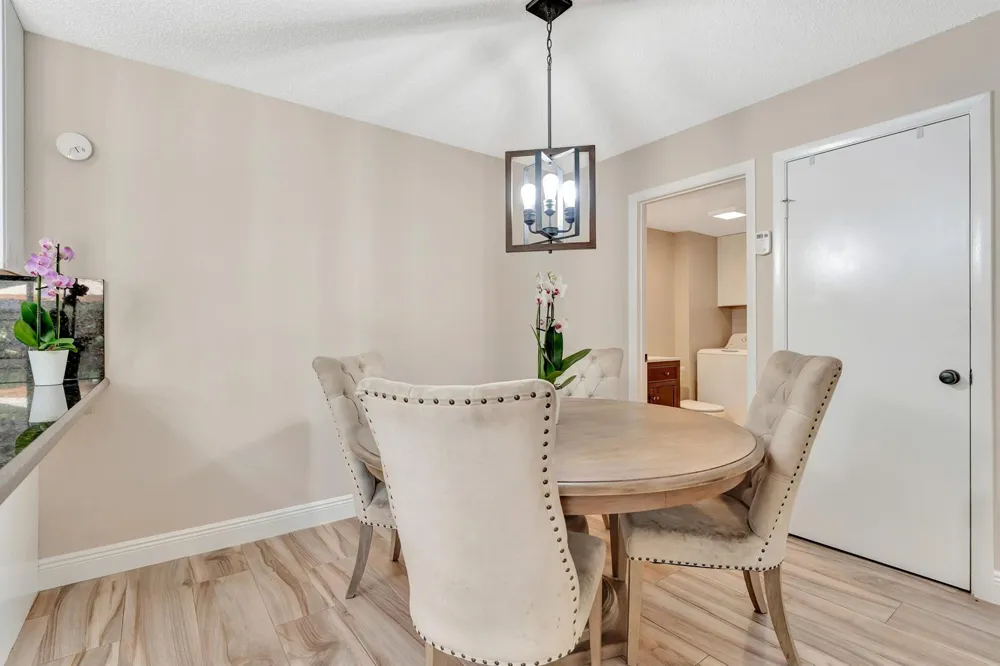 207 2nd Terrace Palm Beach Gardens, FL 33418