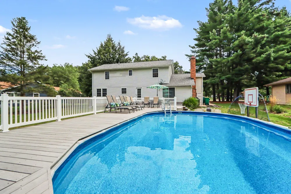 8330 Valleywood Lane Portage, MI 49024