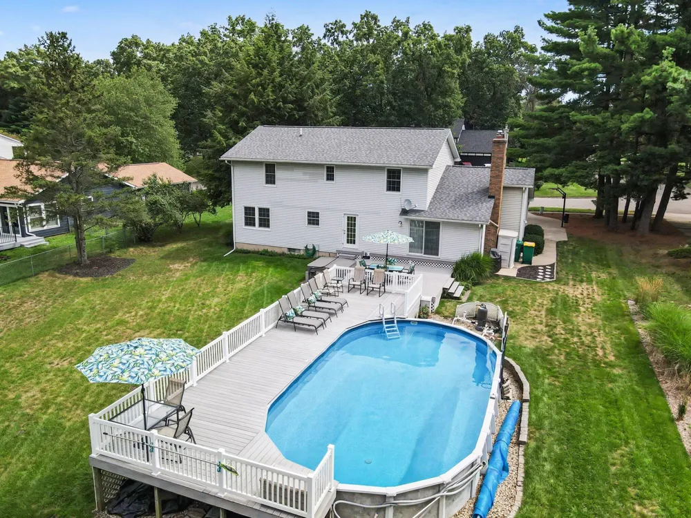 8330 Valleywood Lane Portage, MI 49024