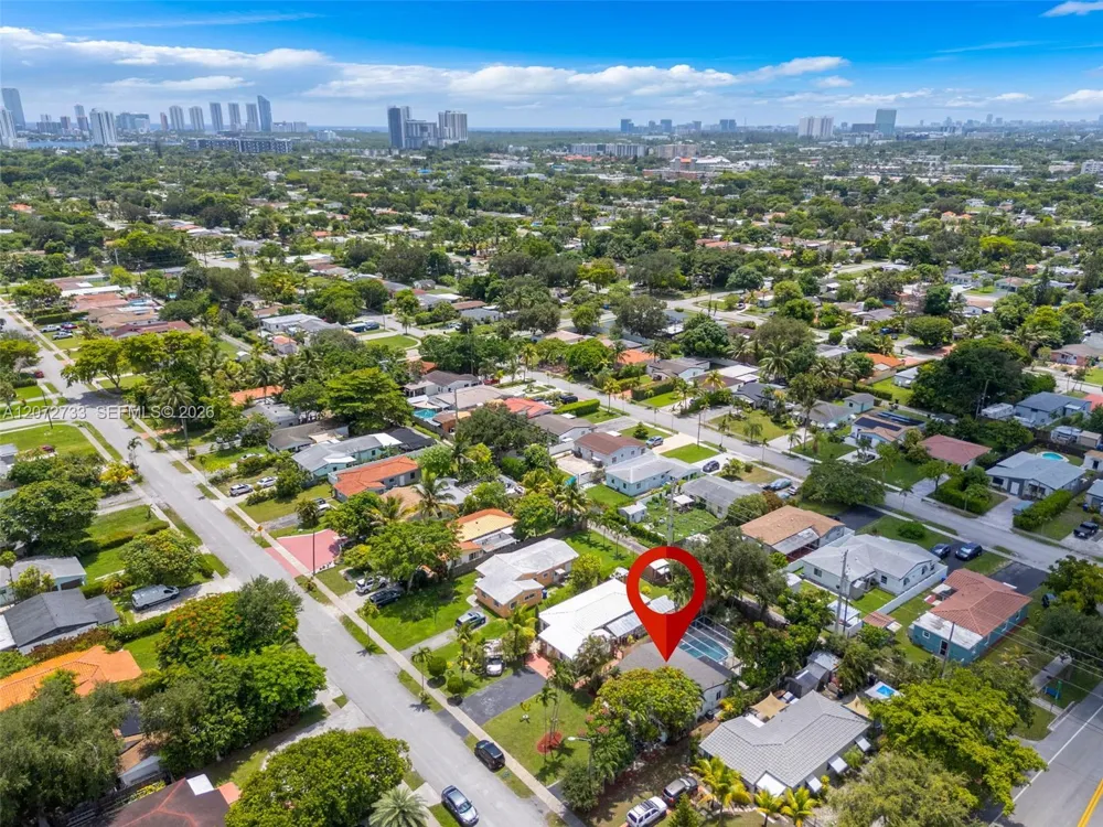 1514 NE 176th St North Miami Beach, FL 33162