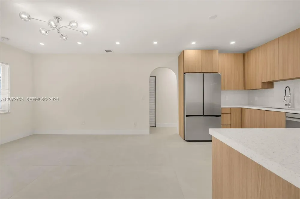 1514 NE 176th St North Miami Beach, FL 33162
