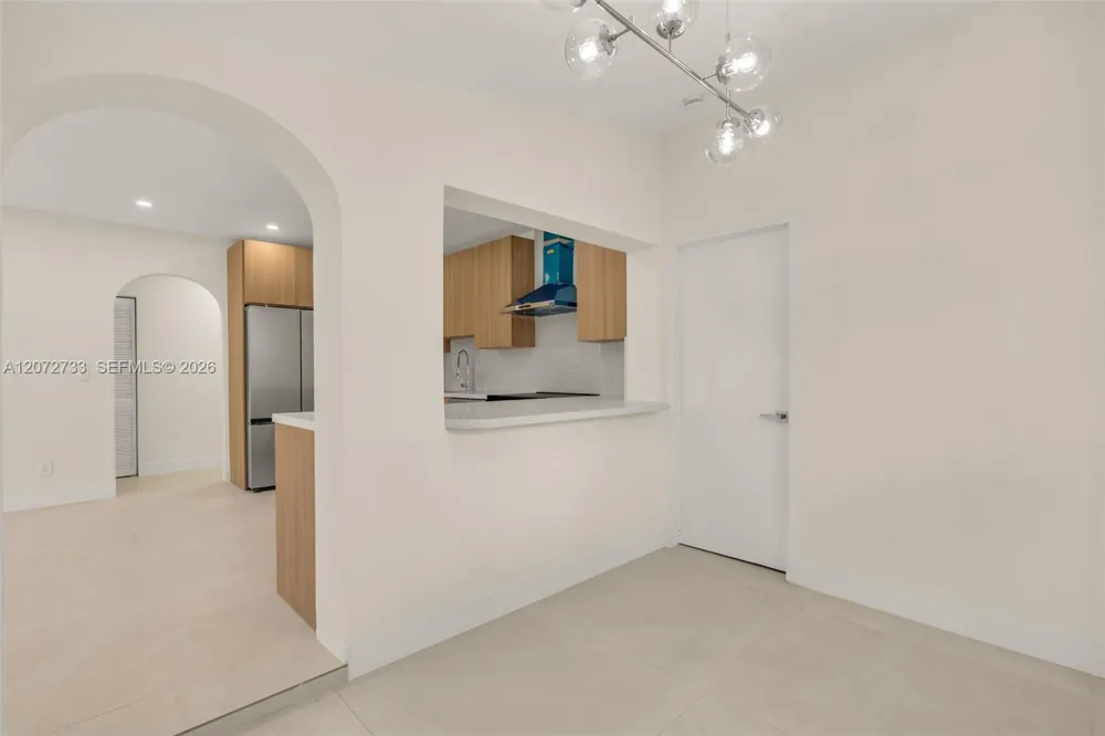 1514 NE 176th St North Miami Beach, FL 33162