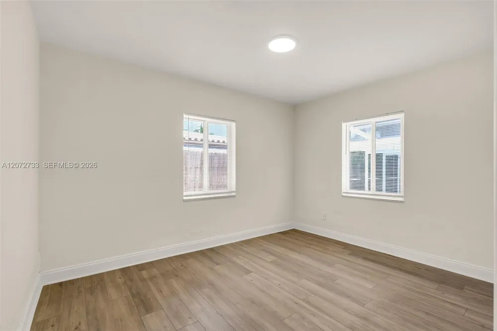 1514 NE 176th St North Miami Beach, FL 33162