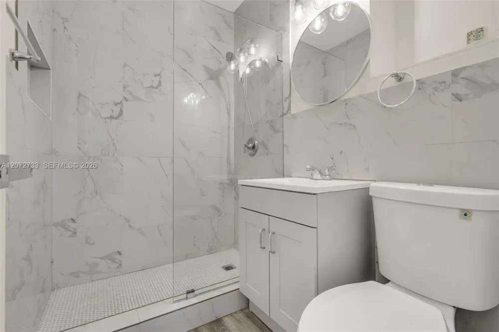 1514 NE 176th St North Miami Beach, FL 33162