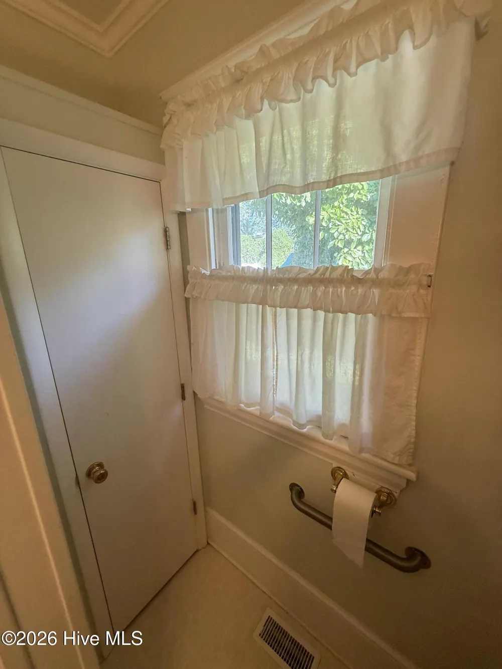 136 Maple Street Brunswick, NC 28424