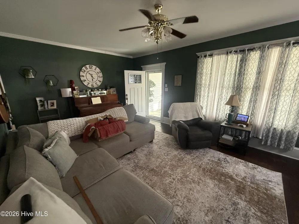 136 Maple Street Brunswick, NC 28424