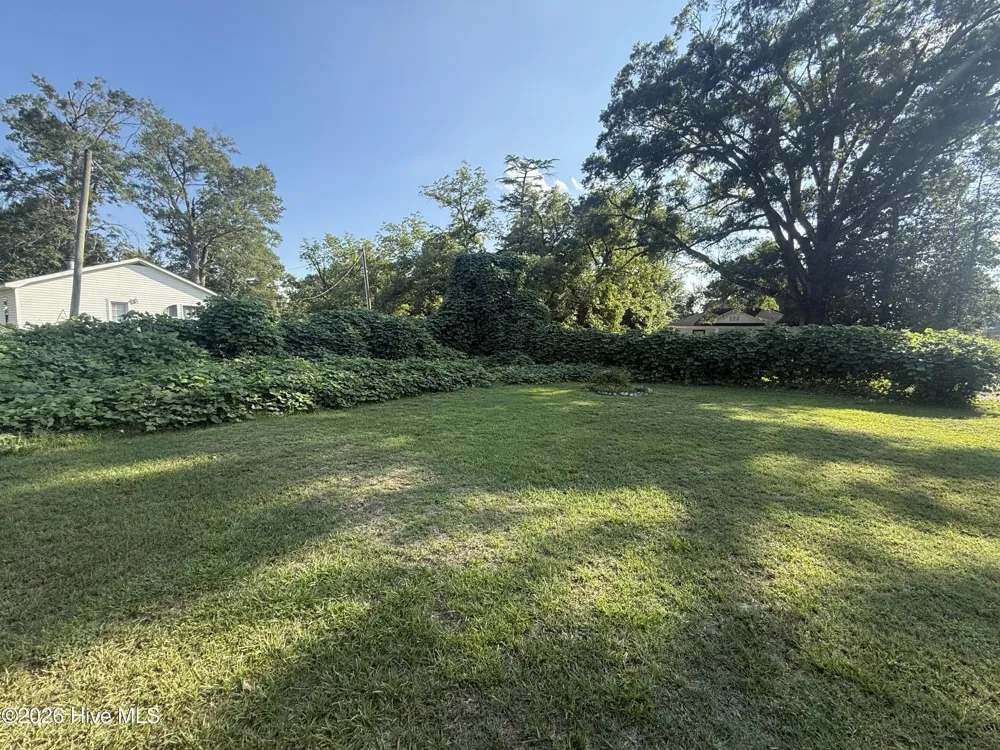 136 Maple Street Brunswick, NC 28424