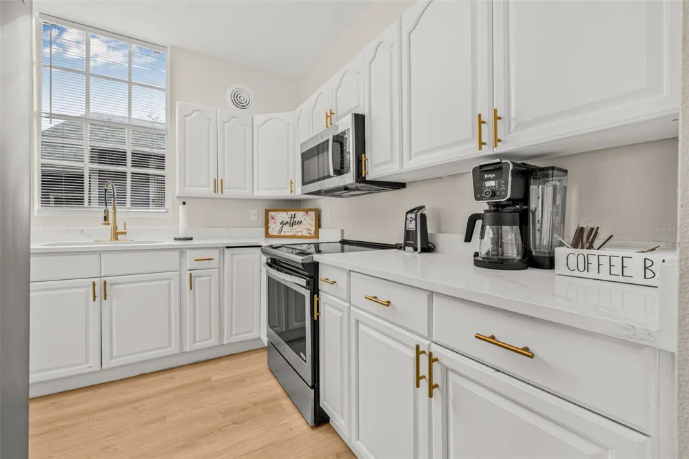 1207 E 17TH AVENUE Tampa, FL 33605