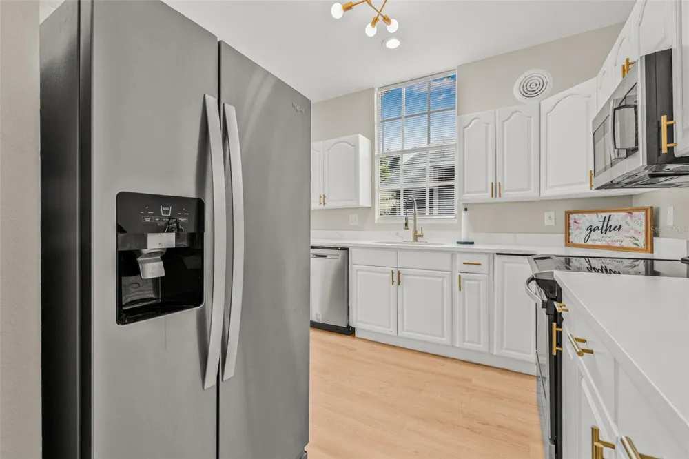 1207 E 17TH AVENUE Tampa, FL 33605