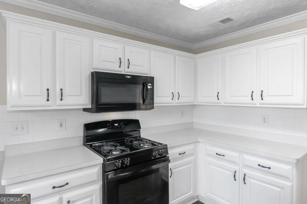 112 Wyckliffe DR Locust Grove, GA 30248