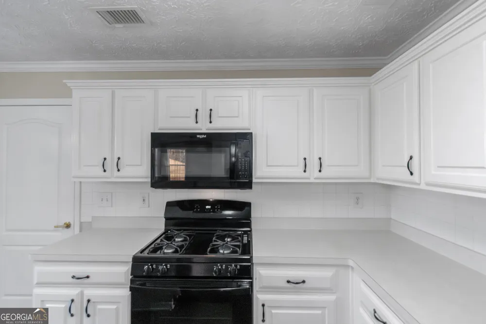 112 Wyckliffe DR Locust Grove, GA 30248