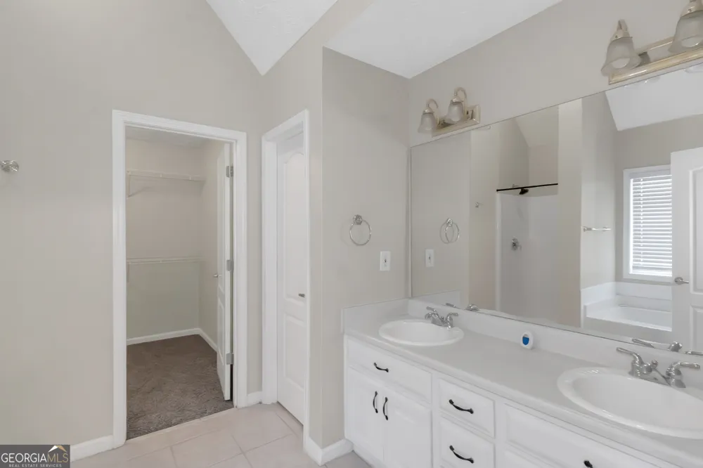 112 Wyckliffe DR Locust Grove, GA 30248
