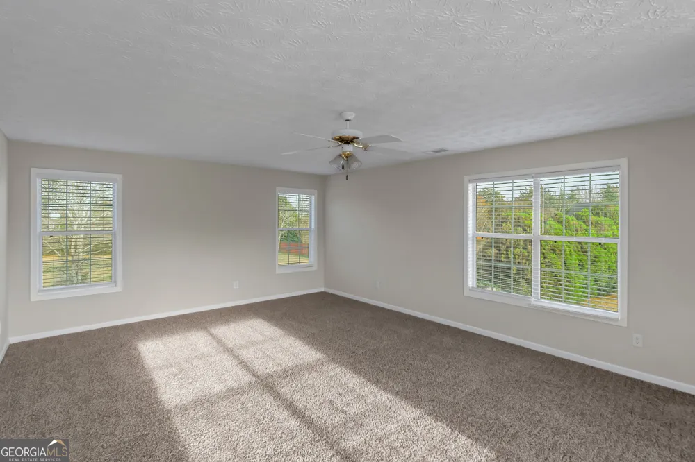 112 Wyckliffe DR Locust Grove, GA 30248