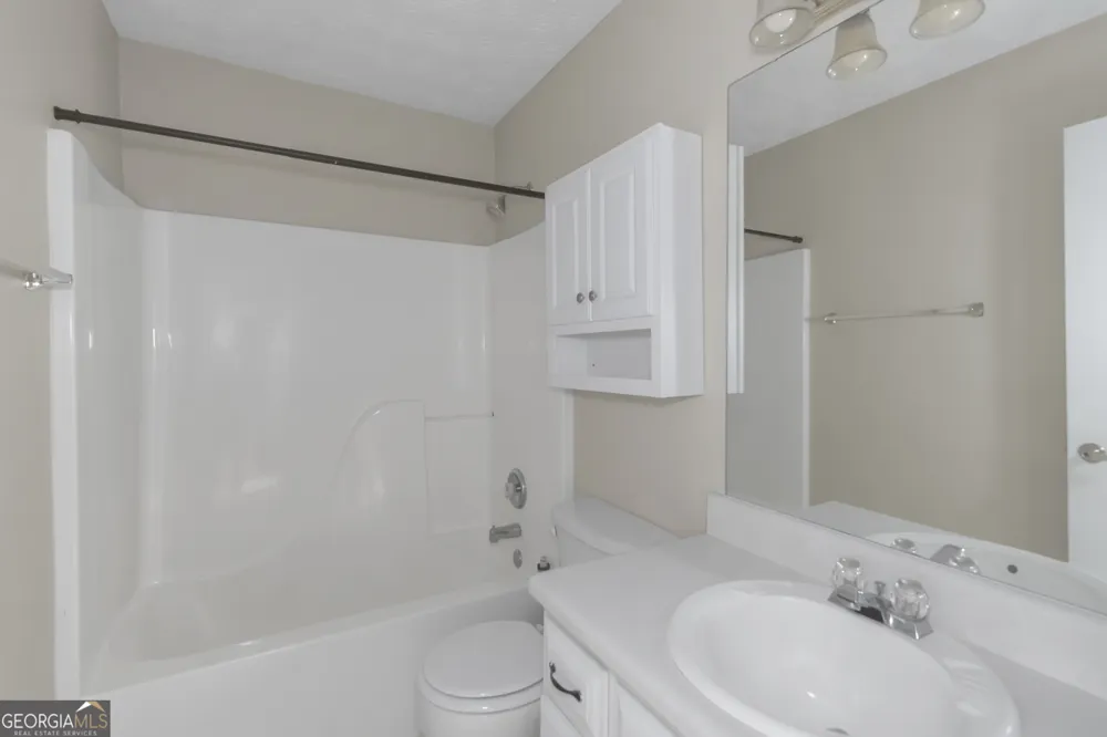 112 Wyckliffe DR Locust Grove, GA 30248