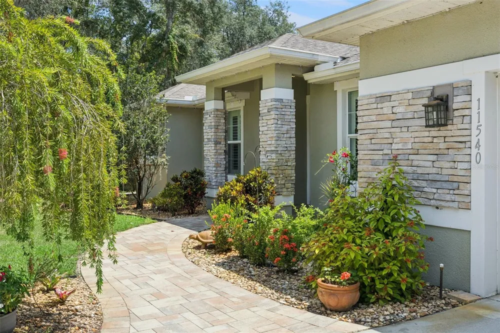 11540 NELLIE OAKS BEND Clermont, FL 34711