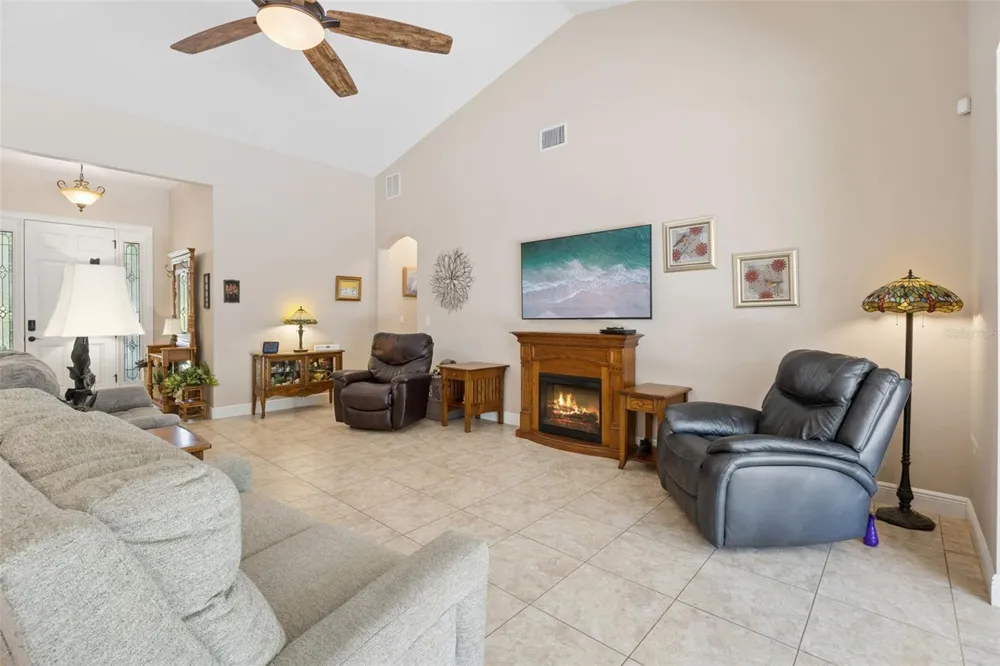 11540 NELLIE OAKS BEND Clermont, FL 34711