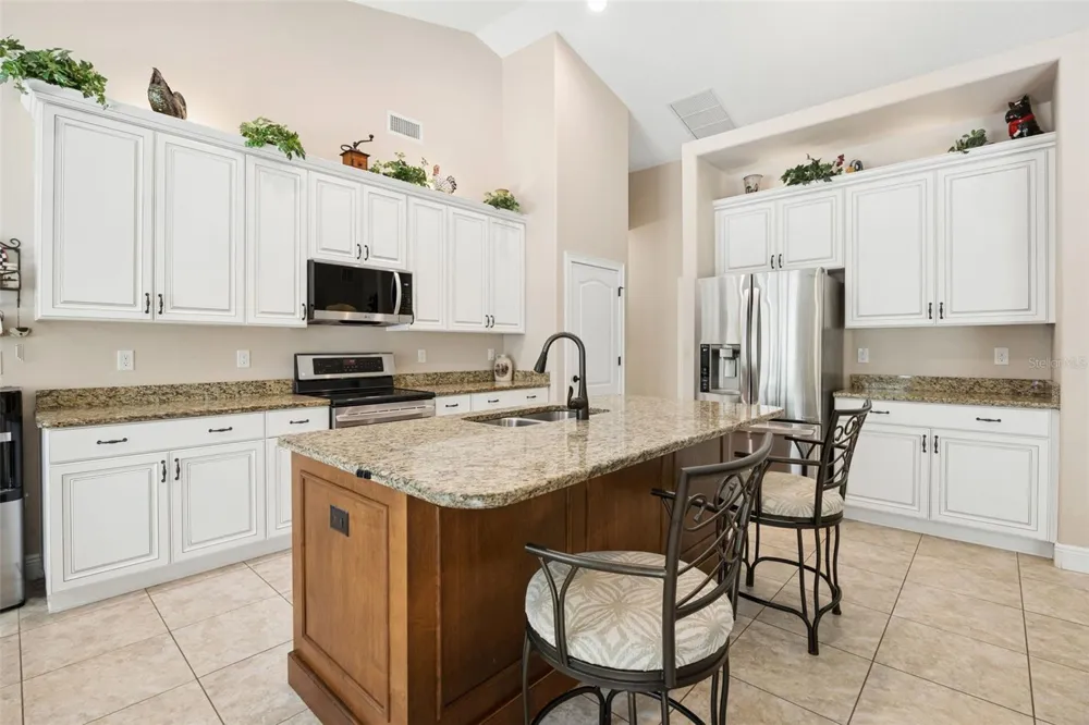 11540 NELLIE OAKS BEND Clermont, FL 34711