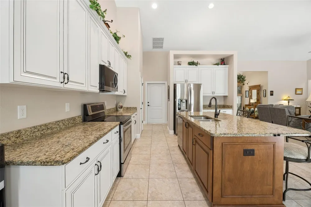 11540 NELLIE OAKS BEND Clermont, FL 34711