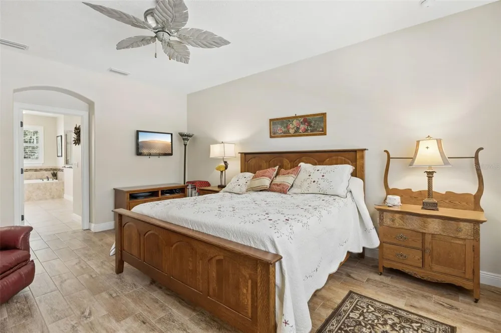 11540 NELLIE OAKS BEND Clermont, FL 34711