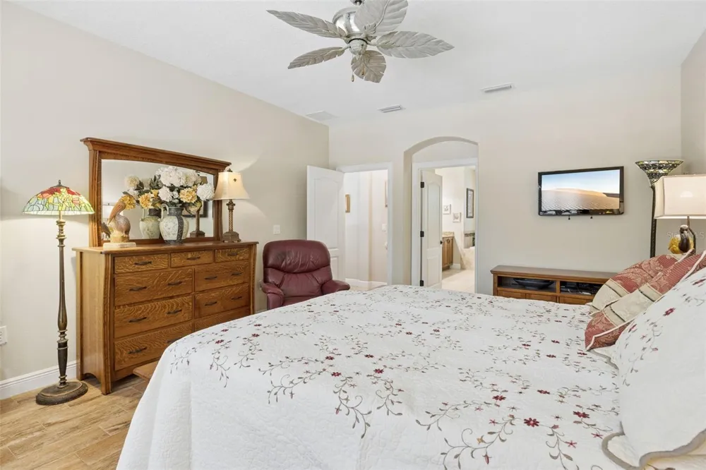 11540 NELLIE OAKS BEND Clermont, FL 34711