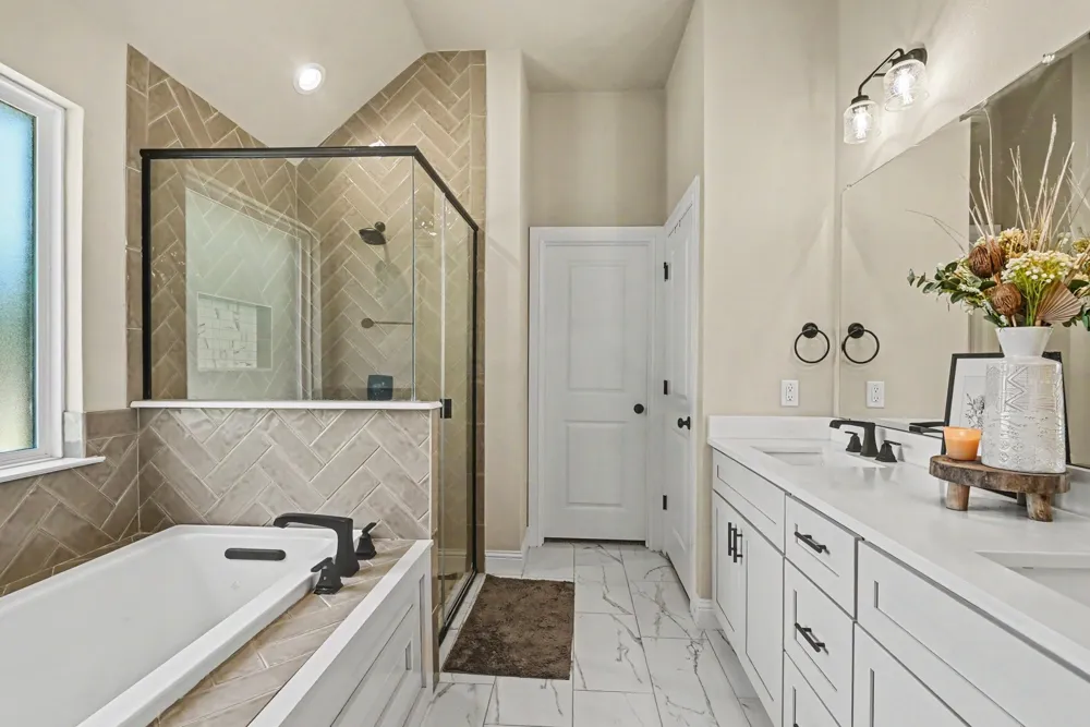 2044 Redemption Drive Weatherford, TX 76088