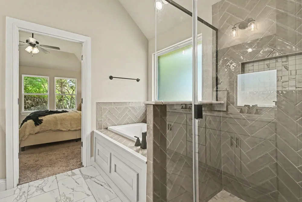 2044 Redemption Drive Weatherford, TX 76088