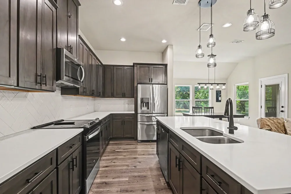 2044 Redemption Drive Weatherford, TX 76088