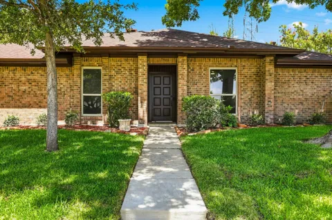 2517 Lawnview Drive