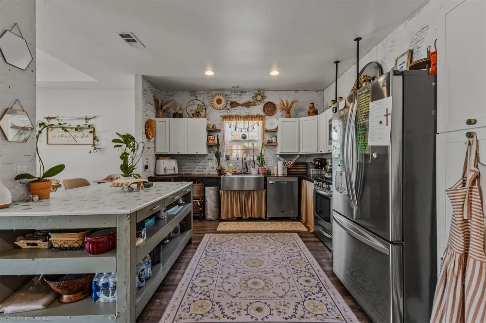 2640 Morgan Drive Dallas, TX 75241
