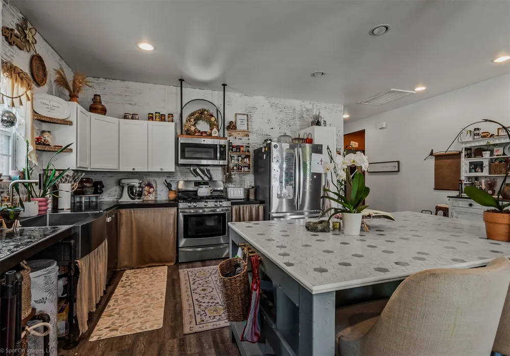 2640 Morgan Drive Dallas, TX 75241