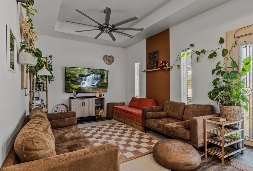 2640 Morgan Drive Dallas, TX 75241