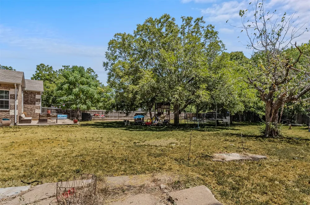 2640 Morgan Drive Dallas, TX 75241